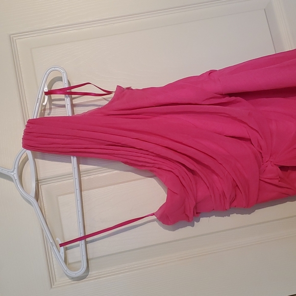 Le Chateau Dress - Picture 2 of 4